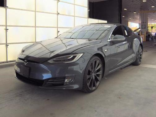 Midnight Silver Metallic 2019 Tesla Model S Long Range