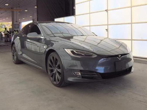 Midnight Silver Metallic 2019 Tesla Model S Long Range