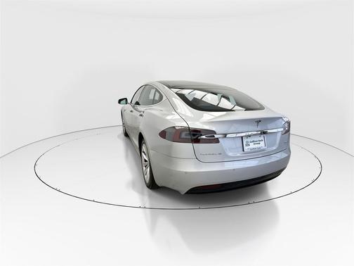 2016 Tesla Model S P90D