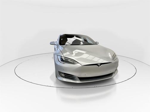 2016 Tesla Model S P90D