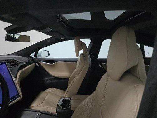 2016 Tesla Model S P90D