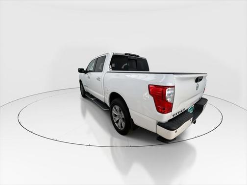2018 Nissan Titan SV