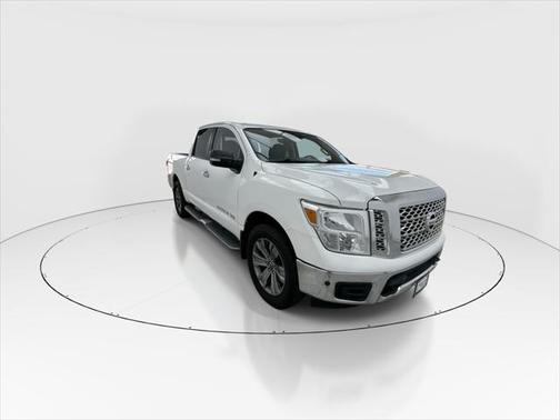 2018 Nissan Titan SV