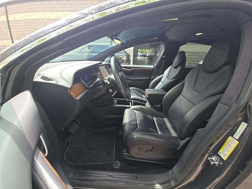 Midnight Silver Metallic 2018 Tesla Model X 75D