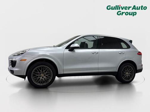 Rhodium Silver Metallic 2017 Porsche Cayenne Platinum Edition