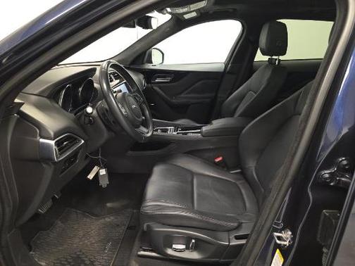 2019 Jaguar F-PACE 25t Premium