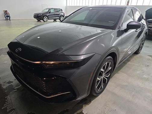 2023 Toyota Crown XLE