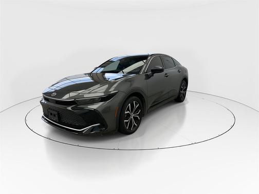 2023 Toyota Crown XLE