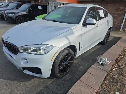 Pearl Silver Metallic 2018 BMW X6 xDrive35i