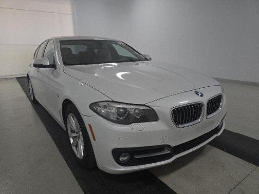 2015 BMW 528 528i