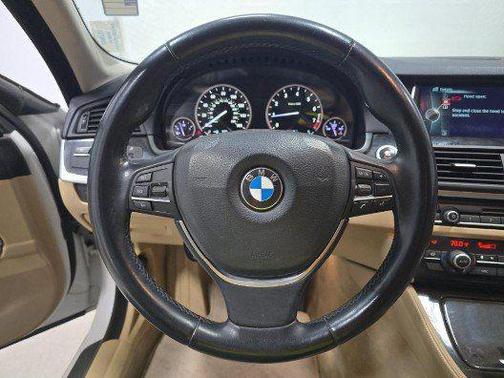 2015 BMW 528 528i