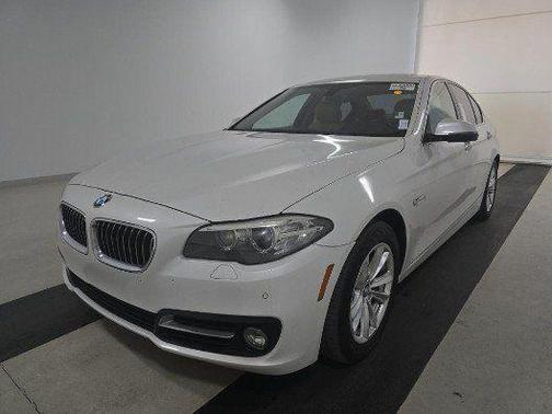 2015 BMW 528 528i
