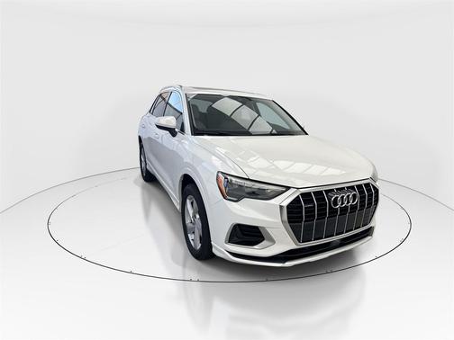 2020 Audi Q3 45 Premium
