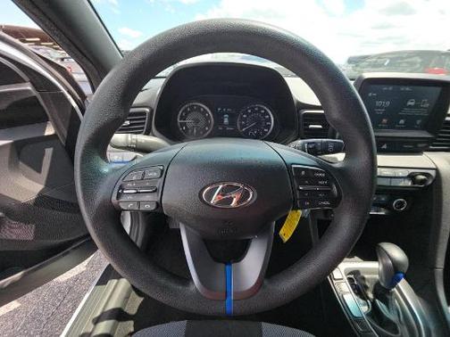 Chalk White 2019 Hyundai Veloster 2