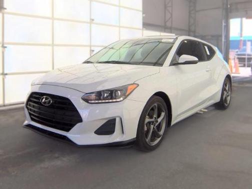 Chalk White 2019 Hyundai Veloster 2