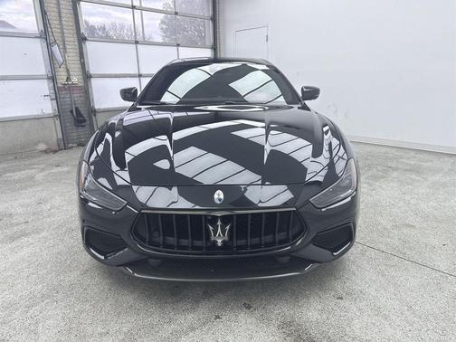 2022 Maserati Ghibli Modena