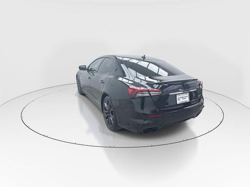 2022 Maserati Ghibli Modena