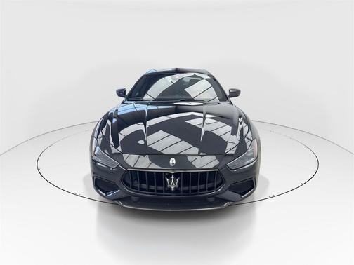 2022 Maserati Ghibli Modena