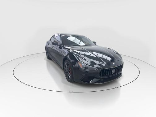 2022 Maserati Ghibli Modena