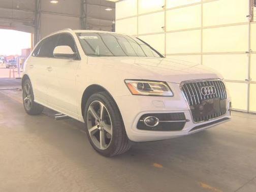Glacier White Metallic 2017 Audi Q5 3.0T Premium Plus