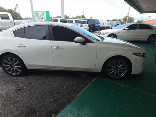 2021 Mazda Mazda3 FWD w/Preferred Package