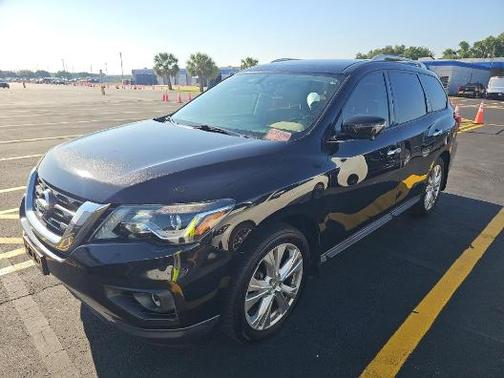 Magnetic Black 2018 Nissan Pathfinder SL
