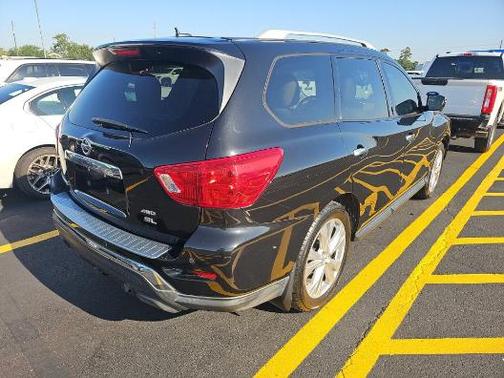 Magnetic Black 2018 Nissan Pathfinder SL