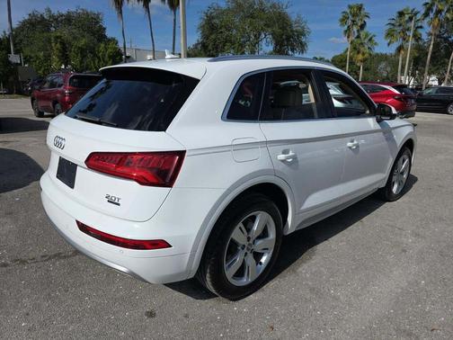 2018 Audi Q5 2.0T Tech Premium