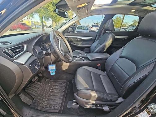 2021 INFINITI QX50 LUXE AWD