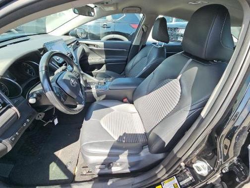 Midnight Black Metallic 2024 Toyota Camry SE