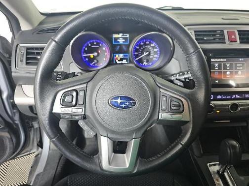 Ice Silver Metallic 2015 Subaru Outback 2.5i Premium