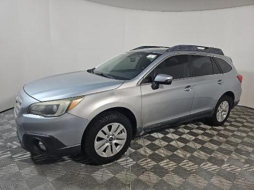Ice Silver Metallic 2015 Subaru Outback 2.5i Premium