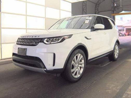 Fuji White 2018 Land Rover Discovery HSE