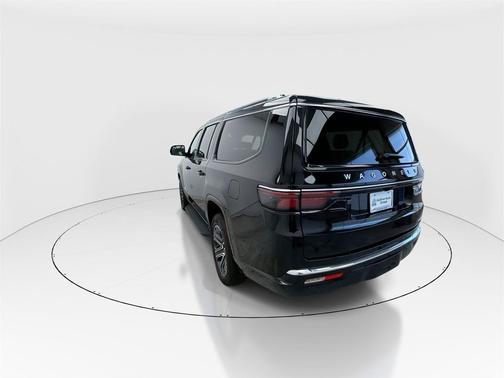 2024 Jeep Wagoneer L Series II 4x2