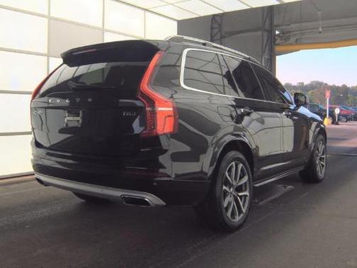 Onyx Black Metallic 2016 Volvo XC90 T6 Momentum