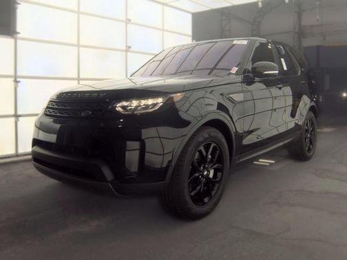 Narvik Black 2020 Land Rover Discovery SE