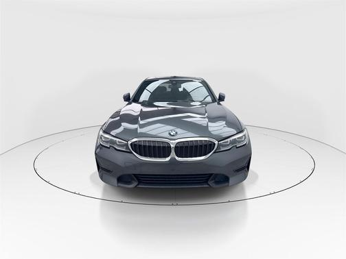 2019 BMW 330 330i