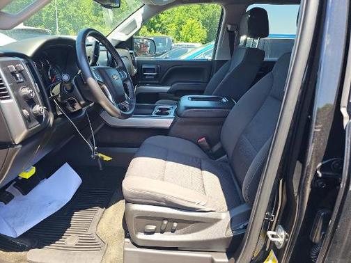 Black 2018 Chevrolet Silverado 1500 2LT