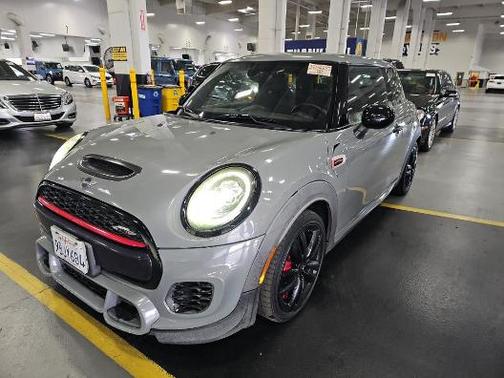 Moonwalk Gray Metallic 2019 MINI Hardtop John Cooper Works