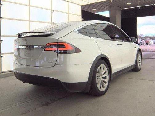 2018 Tesla Model X 75D
