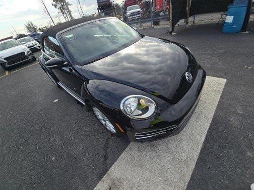 2019 Volkswagen Beetle 2.0T SE