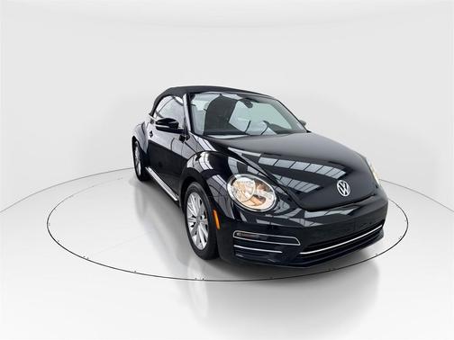 2019 Volkswagen Beetle 2.0T SE