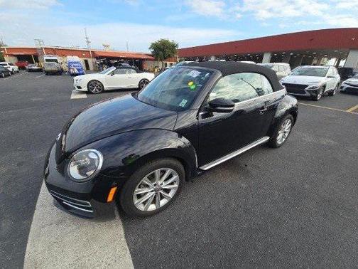 2019 Volkswagen Beetle 2.0T SE
