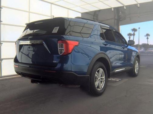 Blue Metallic 2020 Ford Explorer XLT