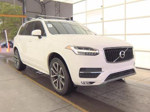 2019 Volvo XC90 T5 Momentum