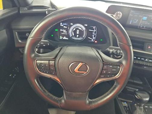 Eminent White Pearl 2020 Lexus UX 250h Base