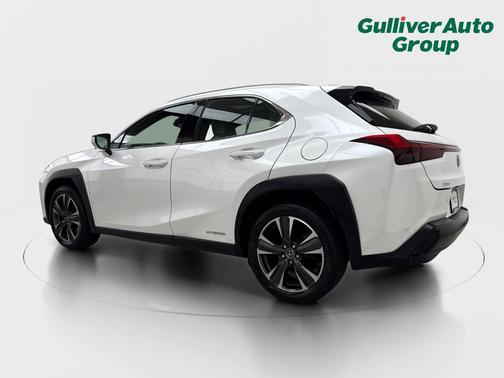 Eminent White Pearl 2020 Lexus UX 250h Base