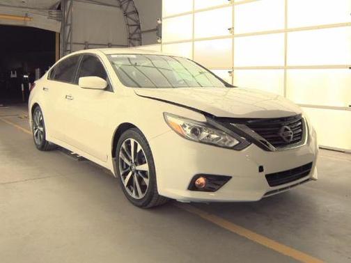 2017 Nissan Altima 2.5 SR