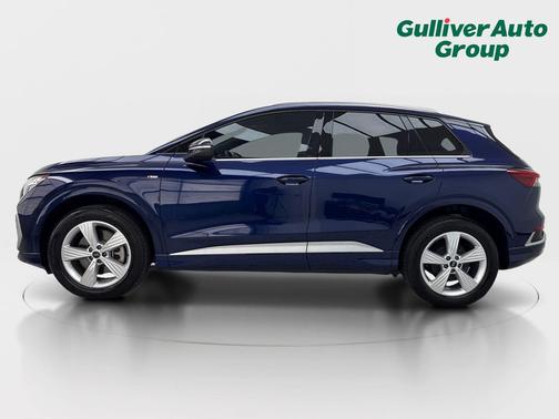 Navarra Blue Metallic 2023 Audi Q4 e-tron Premium Plus 50 quattro