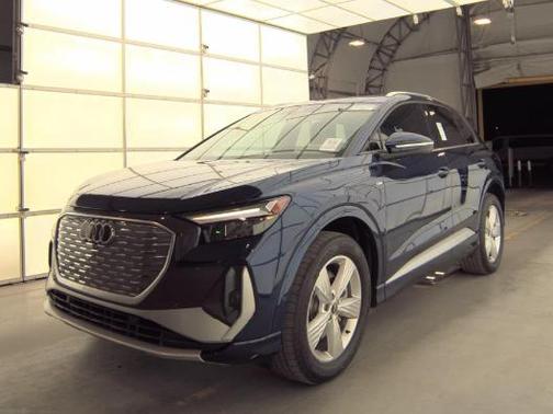 Navarra Blue Metallic 2023 Audi Q4 e-tron Premium Plus 50 quattro